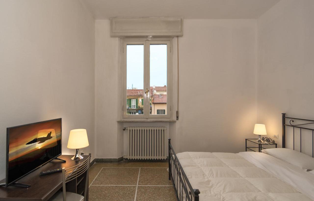 Hostel B&B Pisa Exterior photo
